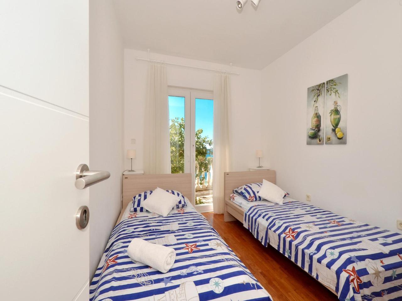 Apartments Nera Podstrana Exterior foto