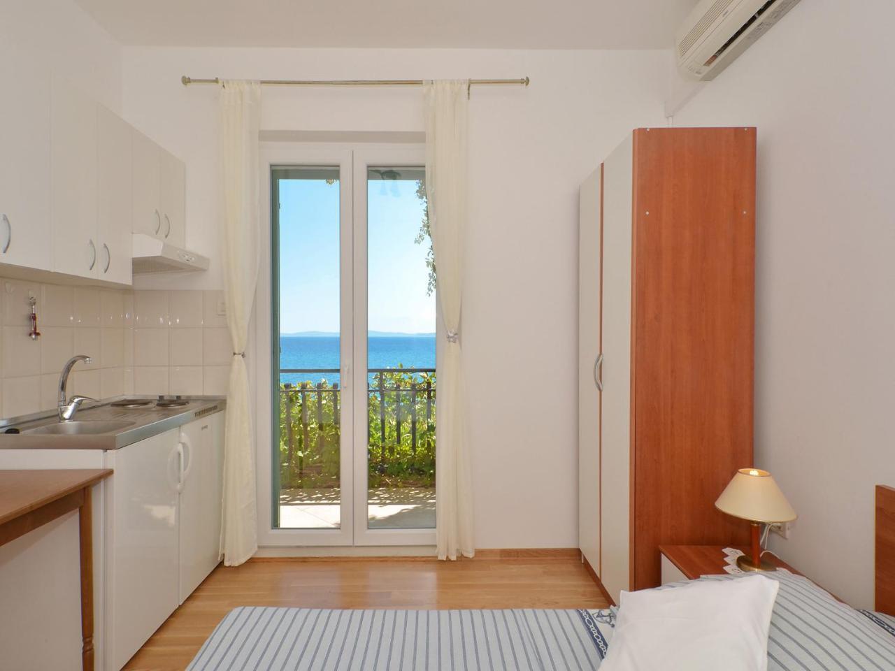 Apartments Nera Podstrana Exterior foto